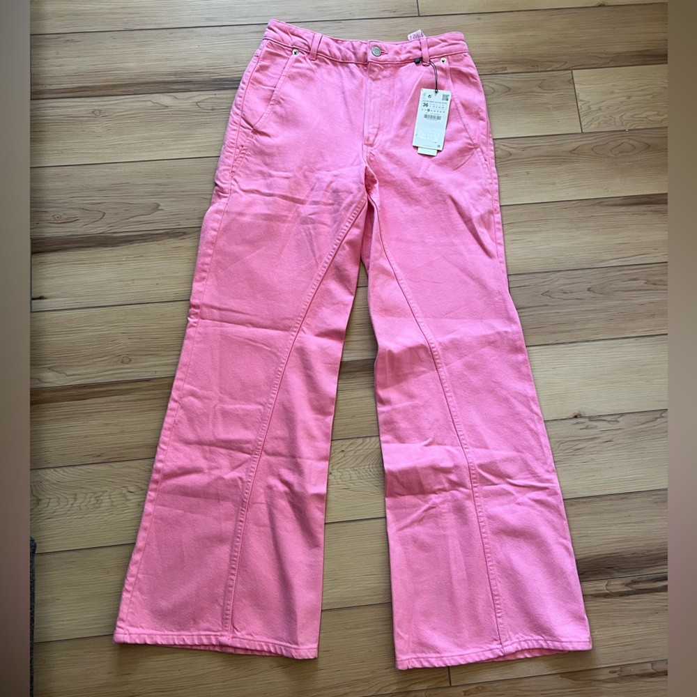 Never worn new with tags ultra wide leg pink jeans